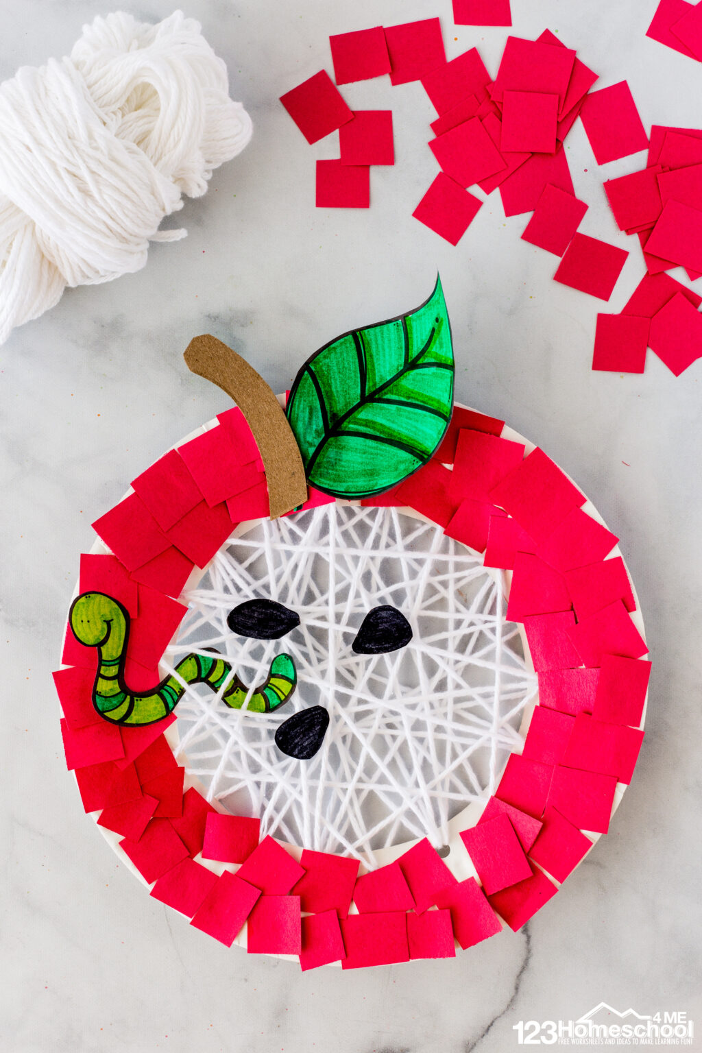 🍏 Fun Paper Plate Apple Craft for kids