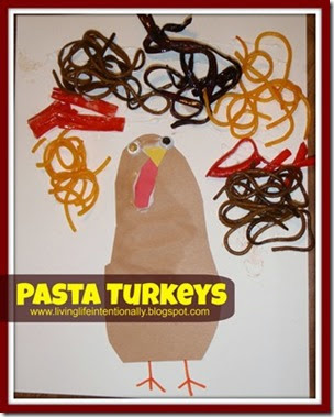 Simple Pasta Turkey Craft for Toddlers and Preschoolers Simple Pasta Turkey Craft for Toddlers and Preschoolers