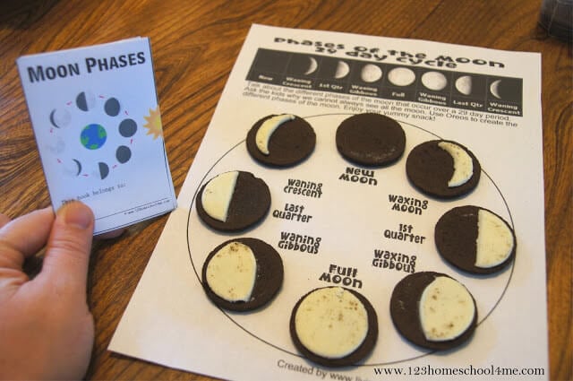 Oreo Moon Phases to help kids learn about moon phases with free printable worksheet and moon phases mini book