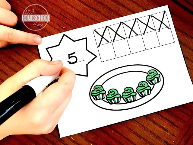 st Patrick's day counting cards writing number st Patrick's day counting cards writing number