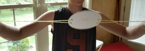 pull strings so it spins for this vision science experiment to amaze your homeschooelrs pull strings so it spins for this vision science experiment to amaze your homeschooelrs