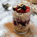chocolate-berry-overnight-oats