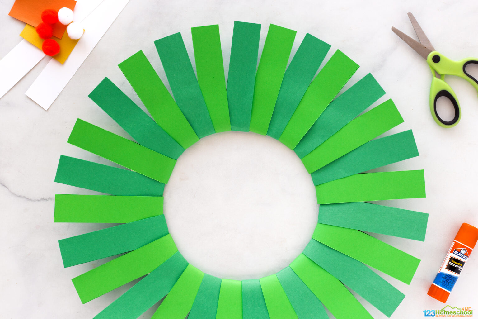 🎄 Construction Paper Christmas Wreath Craft Decoration for Kids