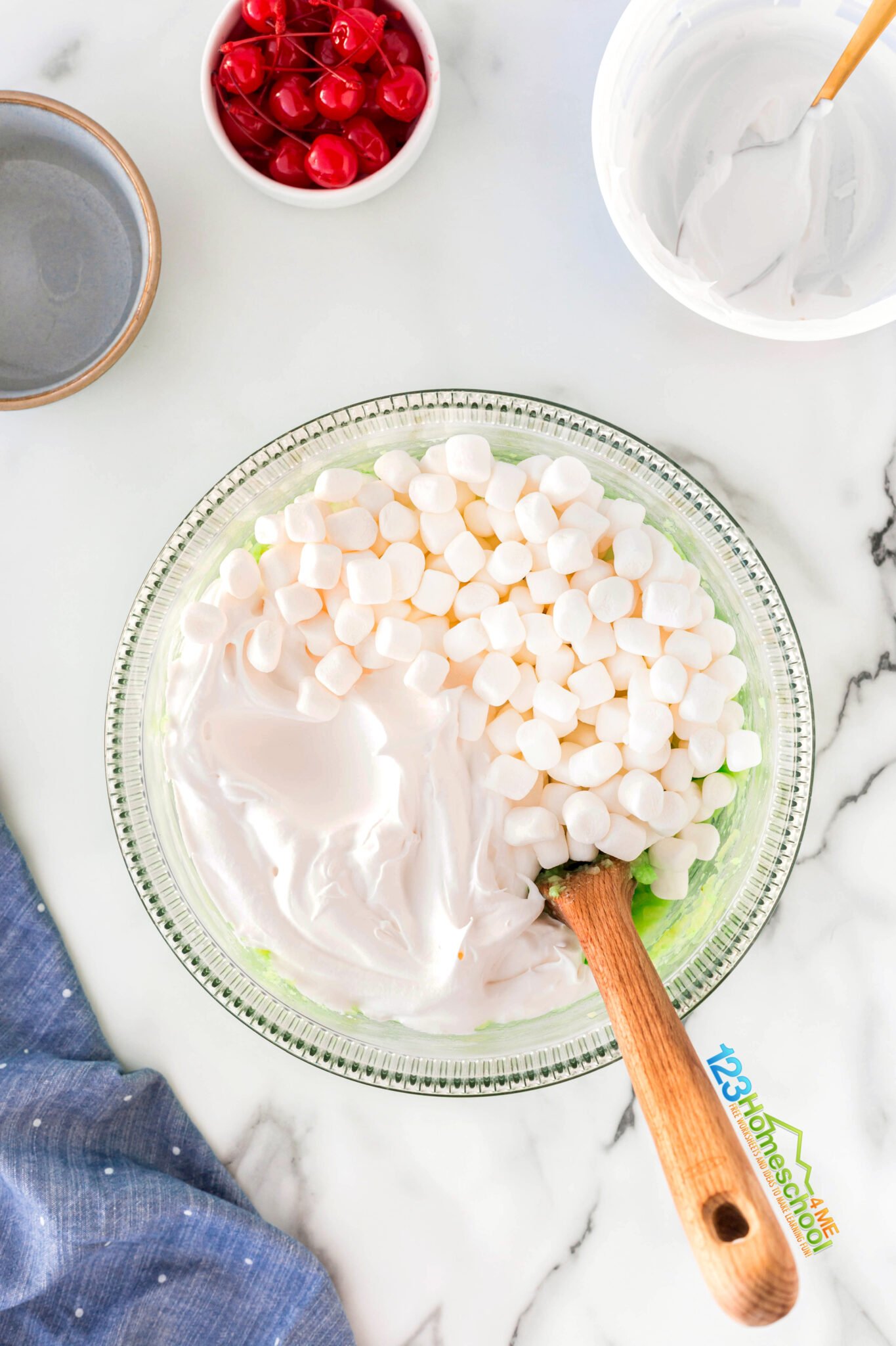 Green Pistachio Fluff Jello Watergate Salad Recipe