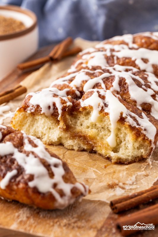 breakfast bread recipe What's all the fuss about Dollywood's famous cinnamon bread recipe?
If you’ve ever visited Dollywood, you know that the warm, gooey cinnamon bread is a must-try treat! Its delightful aroma and melt-in-your-mouth texture create an unforgettable experience that keeps guests coming back for more. This sweet indulgence is perfect for sharing (or not!) and is a nostalgic reminder of the simple joys of life.