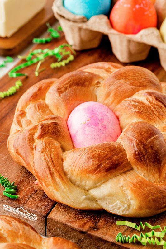 individual easter bread with pink egg in the middle easy easter bread recipe
