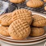 Try our irresistible Maple Peanut Butter Cookies, featuring a perfect sweet-salty blend and a charming homemade criss-cross pattern—you'll be hooked!