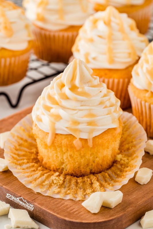 white cupcakes white cupcakes
