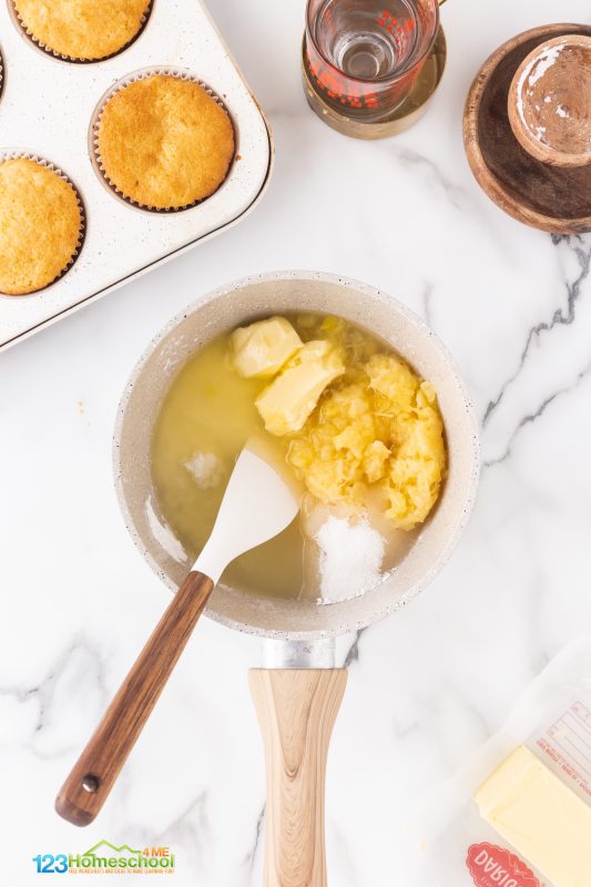 Pineapple Dessert Recipes While your cupcakes are baking, it’s the perfect time to whip up a delicious pineapple filling!
Simply combine all the filling ingredients in a saucepan and bring to a boil for one minute. Then, remove from heat and let it cool in the refrigerator. Your cupcakes will be even more delightful with this sweet addition!
