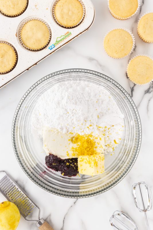 Lemon blackberry cupcakes Ready to whip up a delicious frosting? Here’s how: Simply beat together cream cheese, butter, lemon zest, blackberry jam, and powdered sugar until it's light and creamy.