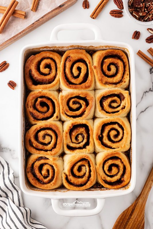 Best recipe for sticky buns Preheat your oven to 350°F. Bake your sticky buns for 20 to 25 minutes until they turn a beautiful golden brown. For an extra scrumptious touch, tent the pan with aluminum foil and continue baking for another 10 to 15 minutes or until they're fully cooked through.